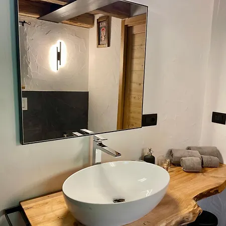 Pensjonat La Famille D'evian 3*